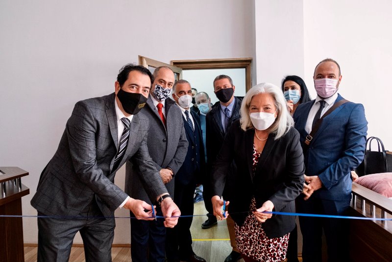 nvo-acdc-organizovala-otvarane-sudnice-u-osnovnom-sudu-u-mitrovici