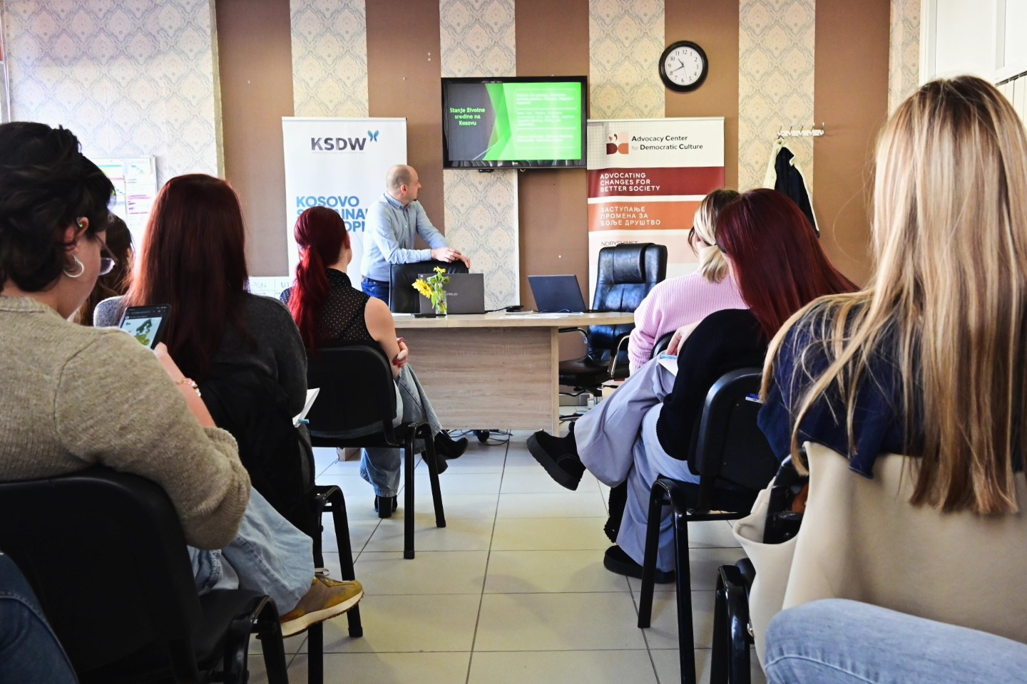 mbajtja-e-trajnimit-per-vetedijes-mjedisore-te-rinjte-per-lumenj-te-paster