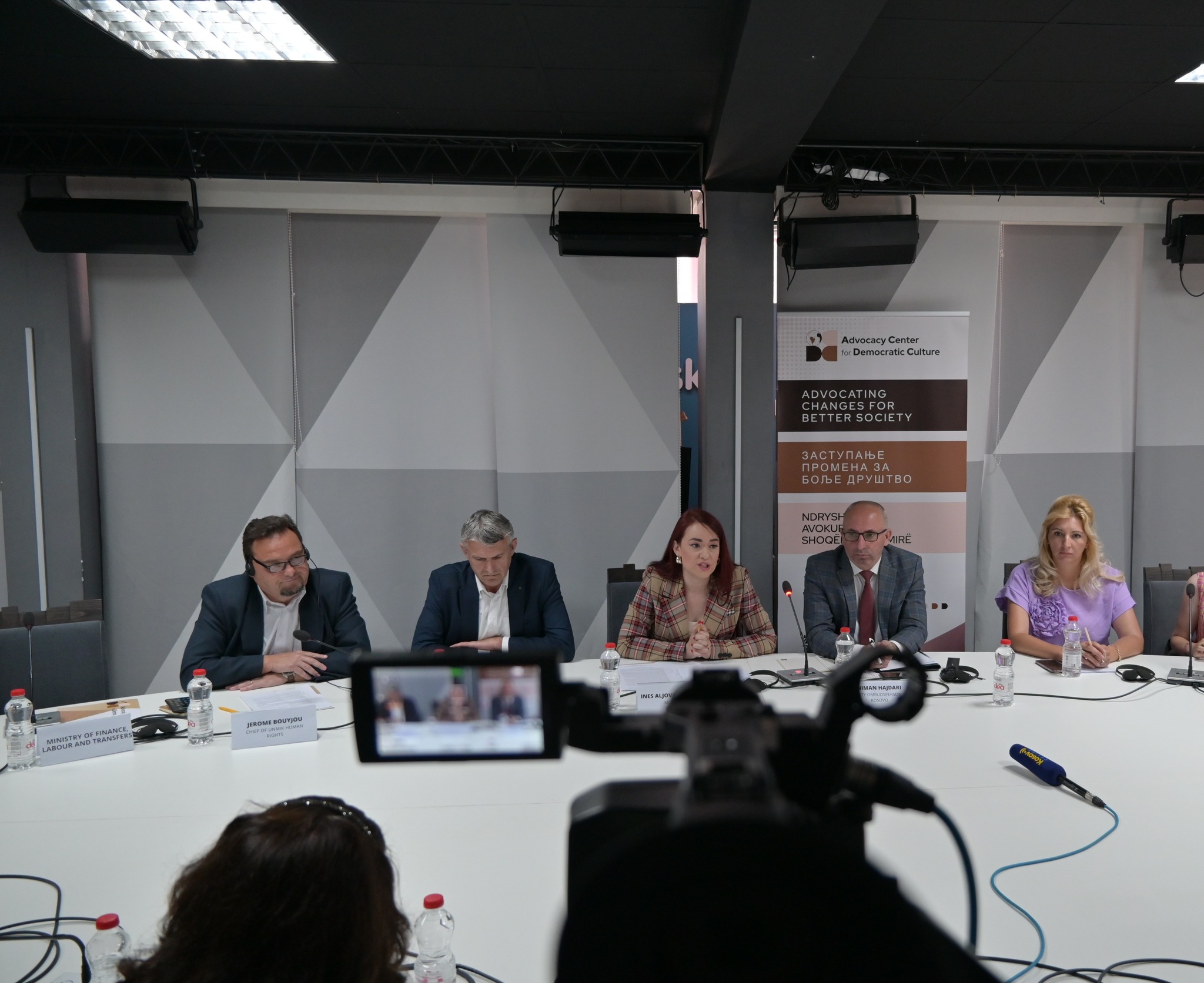 suspension-of-child-allowance-topic-of-roundtable-in-north-mitrovica