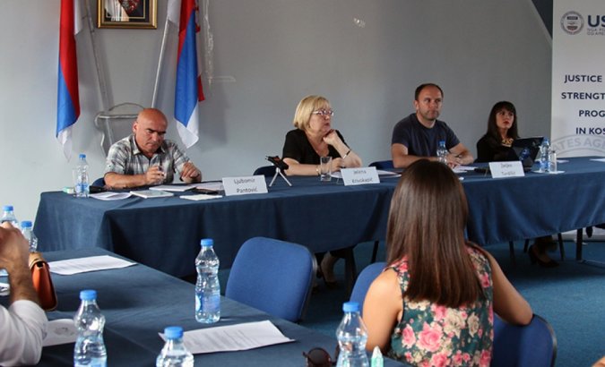 radio-kontakt-plus-o-javnoj-diskusiji-odrzanoj-u-zvecanu