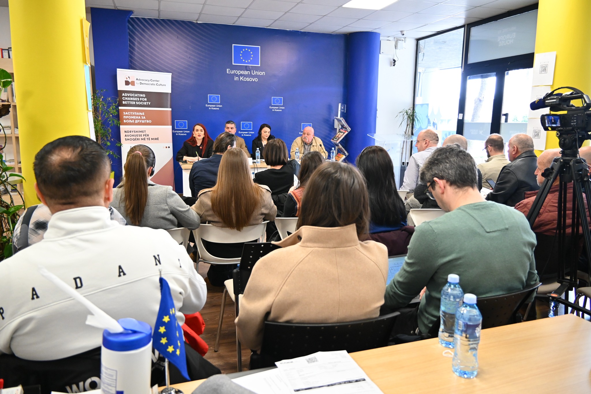 u-mbajt-panel-diskutimi-te-drejtat-e-punes-dhe-punesimi-sfidat-dhe-mbrojtja-institucionale