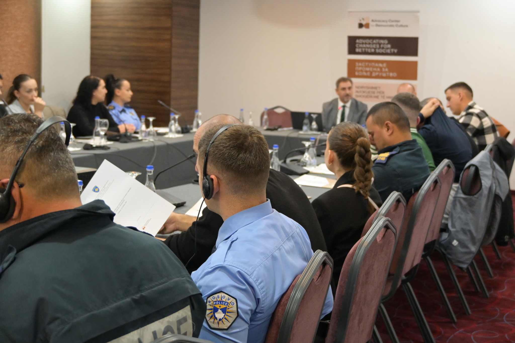 informativne-sesije-za-policijske-sluzbenike-o-govoru-mrznje-i-slobodi-izrazavanja-odrzane-u-severnoj-mitrovici-i-pristini