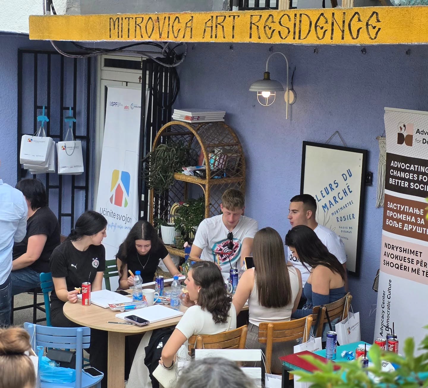 „Moj grad, moj dom, moja ulica“ – mladi kroz umetnost predstavili svoju viziju zajednice